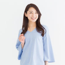 40代主婦 「これ1本でしっとり肌が明るくなった」